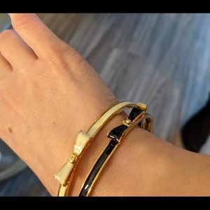 White and black pair of bow bangle bracelets #nwt